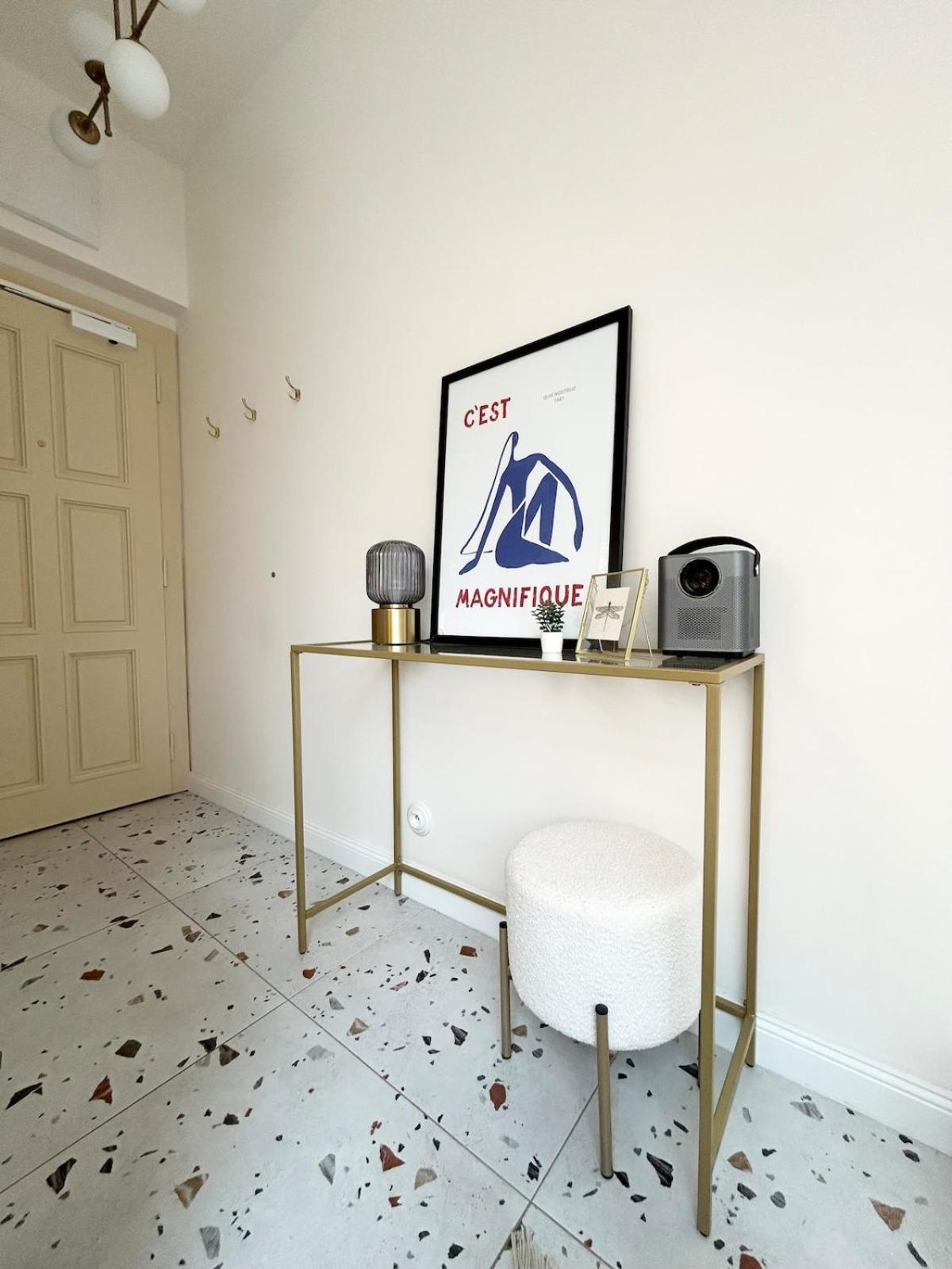New! Mini-designer Rooftop Ac & Garden, Castle! Prague