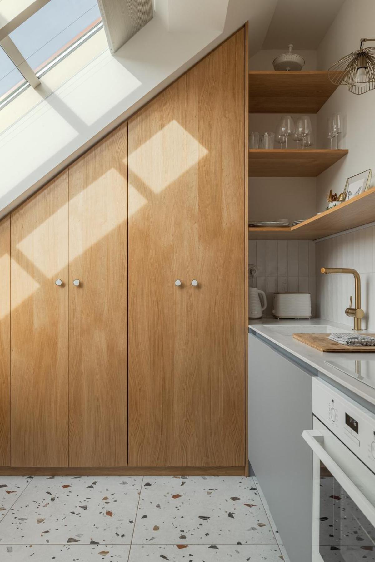 Apartamento New! Mini-designer Rooftop Ac & Garden, Castle! *