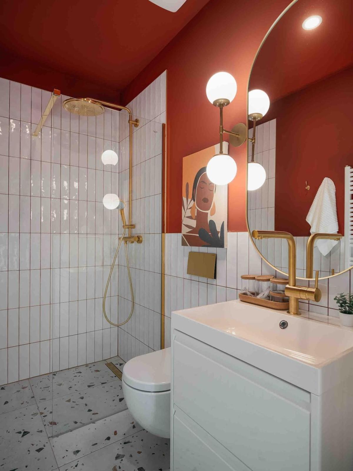 Apartment New! Mini-designer Rooftop Ac & Garden, Castle! Prague
